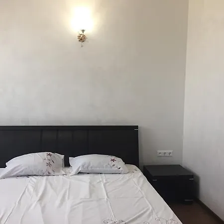 Apartment Perlynna 3 Odesa