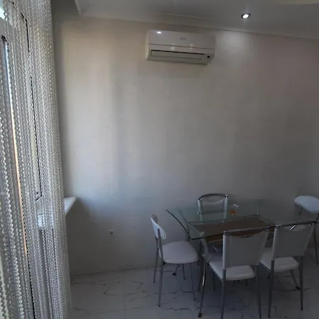 Apartment Perlynna 3 Odesa